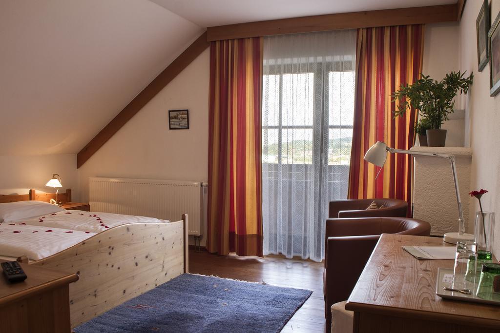 Landgasthof Kammerhof Hofstetten エクステリア 写真